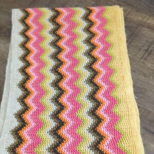 Echo Colorful Zigzag Knit Scarf